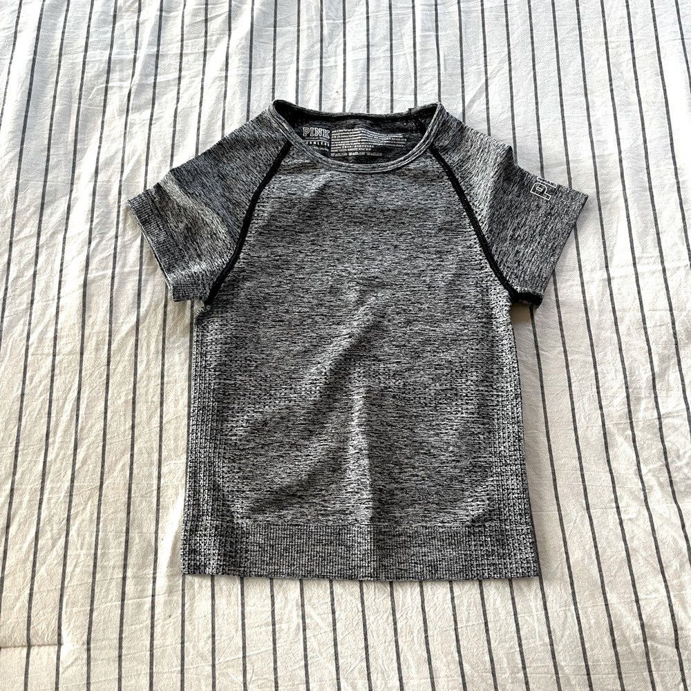 VS PINK Grey Seamless Cropped Workout Top